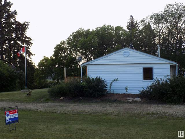 310 School St, House detached with 4 bedrooms, 2 bathrooms and 8 parking in Wetaskiwin County No. 10 AB | Image 44