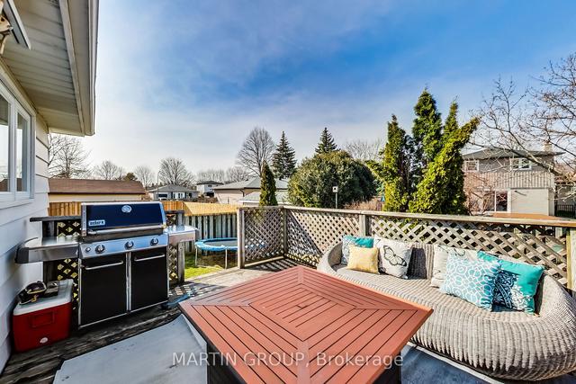 1480 Epping Crt, House semidetached with 3 bedrooms, 2 bathrooms and 8 parking in Burlington ON | Image 26