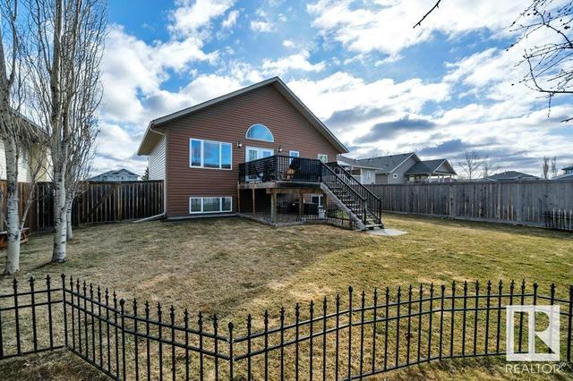 303 Parkglen Cl, House detached with 5 bedrooms, 3 bathrooms and null parking in Wetaskiwin AB | Image 48