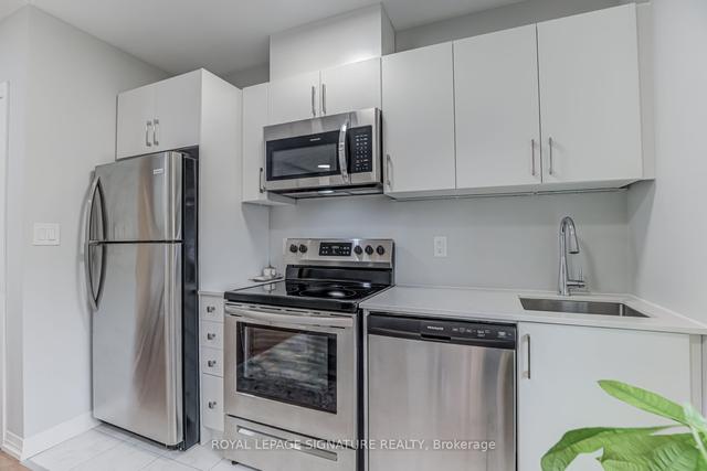 213 - 402 The East Mall, Townhouse with 1 bedrooms, 1 bathrooms and 1 parking in Toronto ON | Image 10