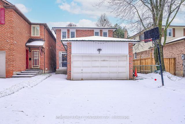 7 Bishop Cres, House detached with 3 bedrooms, 4 bathrooms and 6 parking in Markham ON | Image 1