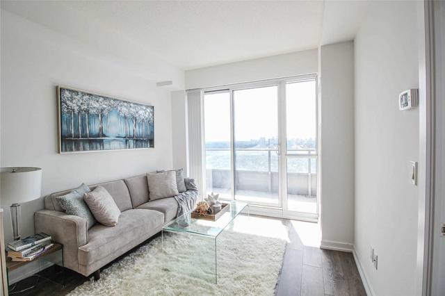 2304 - 50 Forest Manor Rd, Condo with 1 bedrooms, 2 bathrooms and 1 parking in Toronto ON | Image 13