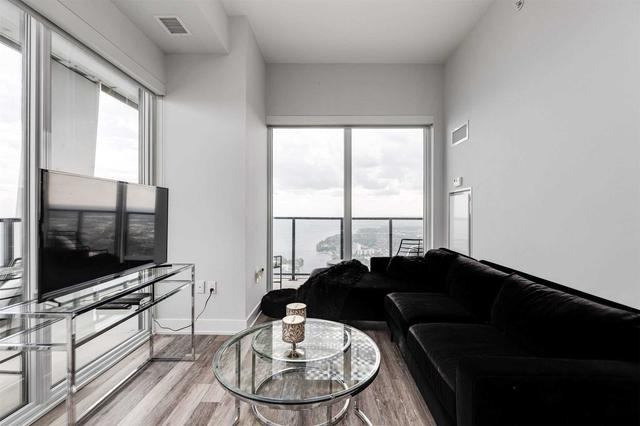 6307 - 30 Shore Breeze Dr, Condo with 2 bedrooms, 2 bathrooms and 1 parking in Toronto ON | Image 3