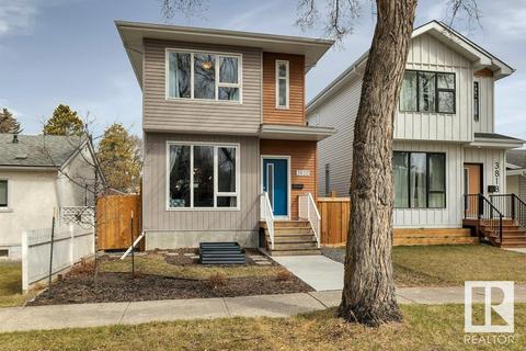 3820 113 Av Nw, House detached with 3 bedrooms, 2 bathrooms and null parking in Edmonton AB | Card Image