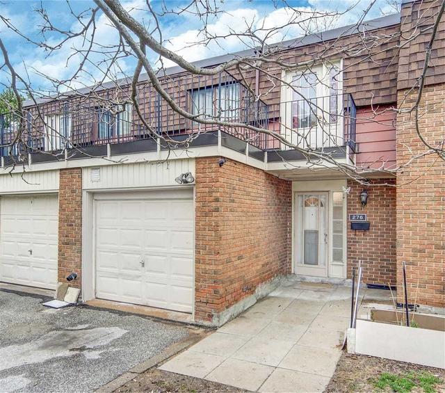 276 Sprucewood Crt, Townhouse with 4 bedrooms, 2 bathrooms and 2 parking in Toronto ON | Card Image