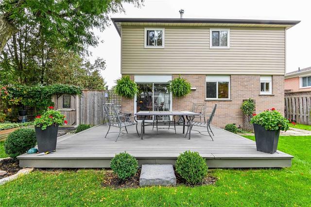 6 Sutherland Ave, House detached with 4 bedrooms, 2 bathrooms and 2 parking in Brampton ON | Image 37