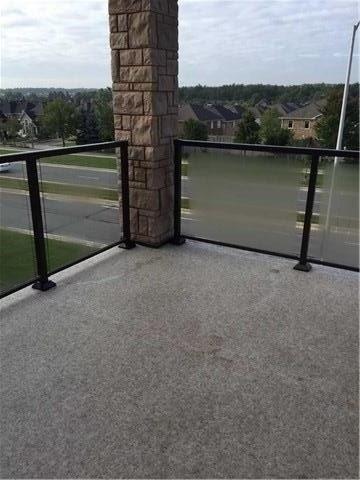 306 - 2393 Bronte Rd, Condo with 2 bedrooms, 2 bathrooms and 2 parking in Oakville ON | Image 2
