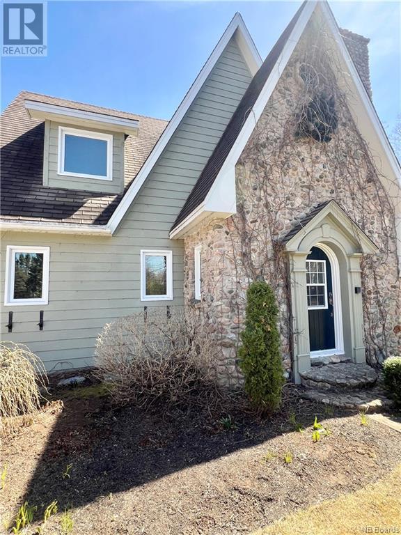 1900 Connemara Place, House detached with 4 bedrooms, 3 bathrooms and null parking in Bathurst NB | Image 4