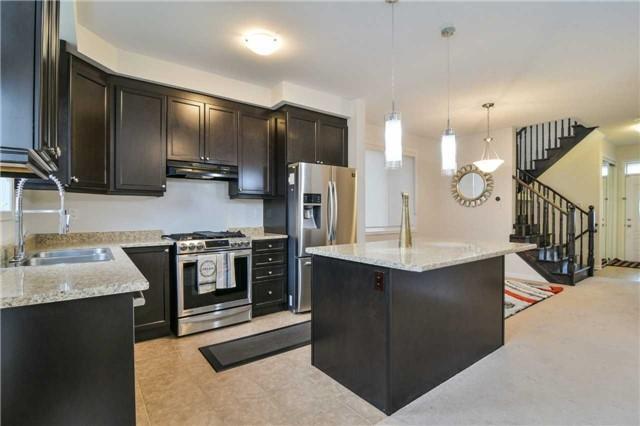 21 Tribune Dr, House detached with 3 bedrooms, 3 bathrooms and 1 parking in Brampton ON | Image 9