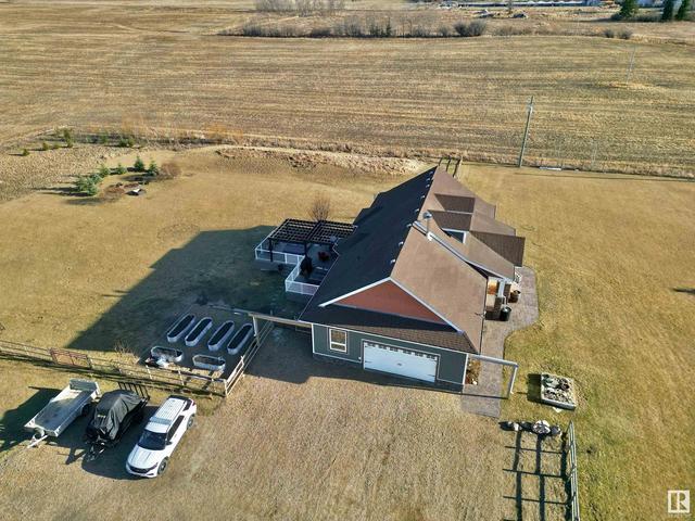 57023 Rge Rd 231, House detached with 4 bedrooms, 3 bathrooms and null parking in Sturgeon County AB | Image 62