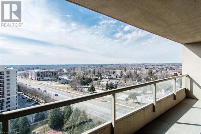 1890 Valley Farm Road #1411, Condo with 2 bedrooms, 2 bathrooms and 1 parking in Pickering ON | Image 30
