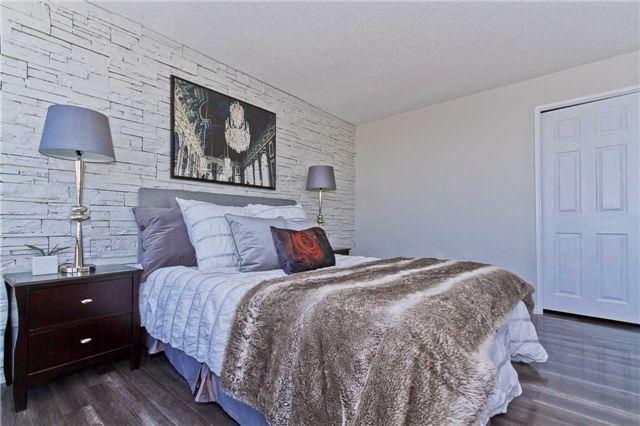Lph1 - 25 Fairview Rd W, Condo with 2 bedrooms, 2 bathrooms and 2 parking in Mississauga ON | Image 16