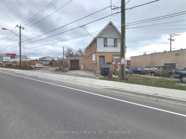 217 Danforth Rd, House detached with 2 bedrooms, 3 bathrooms and 10 parking in Toronto ON | Image 7