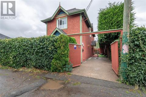 309 Bella St, House detached with 2 bedrooms, 3 bathrooms and 1 parking in Victoria BC | Card Image
