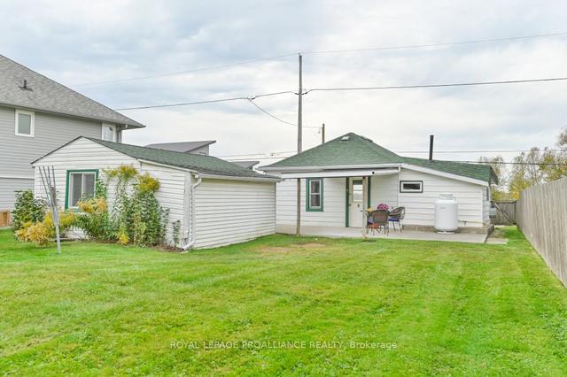 119 Ridley St, House detached with 1 bedrooms, 1 bathrooms and 3 parking in Prince Edward County ON | Image 22