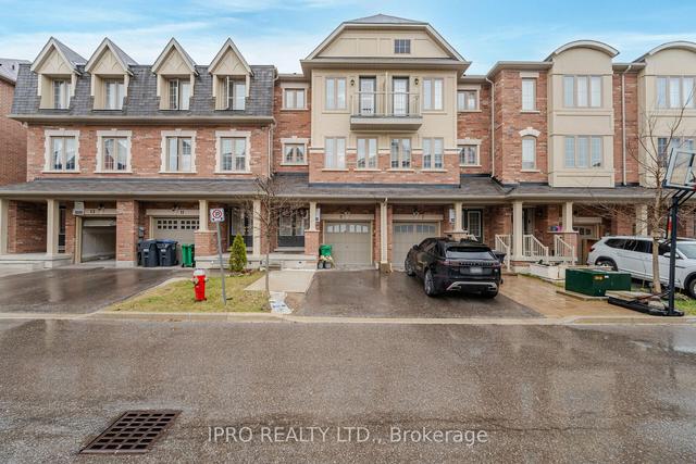 9 Hobart Gdns, House attached with 3 bedrooms, 5 bathrooms and 2 parking in Brampton ON | Image 12