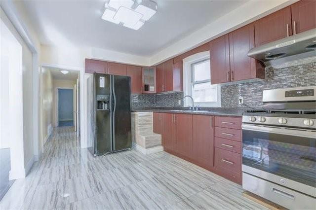 765 Markham Rd, House detached with 3 bedrooms, 4 bathrooms and 6 parking in Toronto ON | Image 6