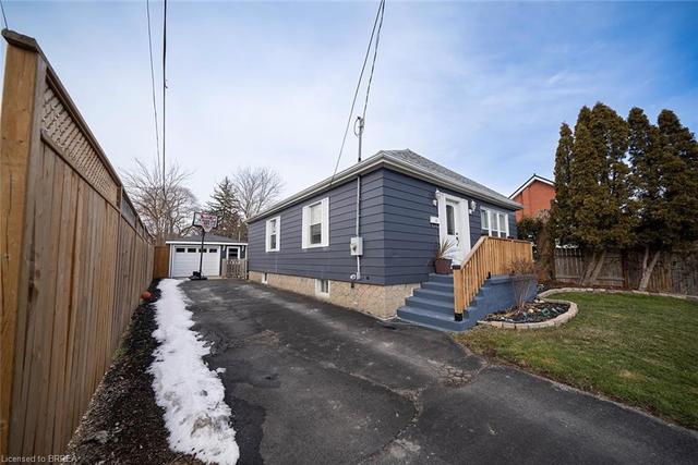 64 Leonard Street, House detached with 3 bedrooms, 2 bathrooms and 4 parking in Brantford ON | Image 32