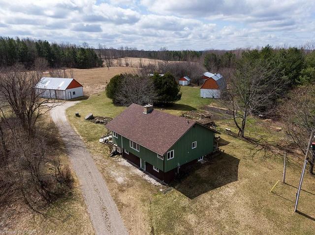 637120 Sydenham St Vincent Townline, House detached with 3 bedrooms, 2 bathrooms and null parking in Meaford ON | Image 3