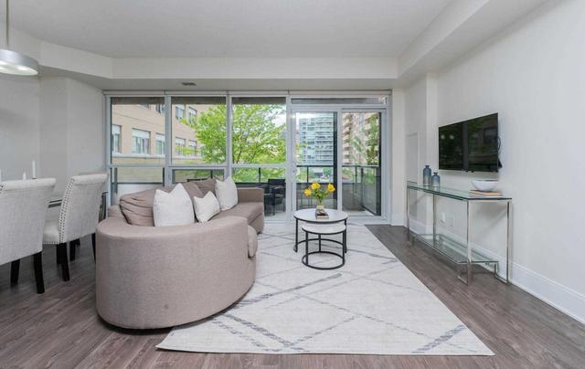 221 - 70 Roehampton Ave, Condo with 2 bedrooms, 2 bathrooms and 1 parking in Toronto ON | Image 38