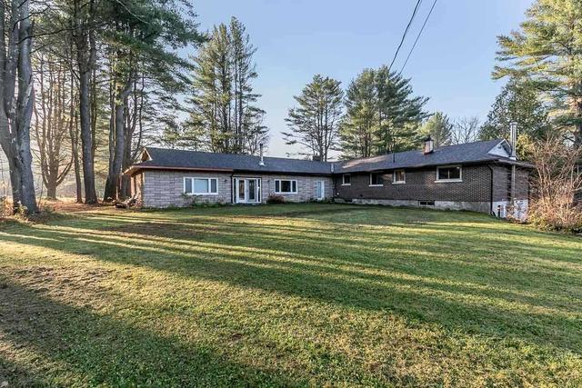 5 William St, House detached with 2 bedrooms, 3 bathrooms and 10 parking in Bracebridge ON | Image 24