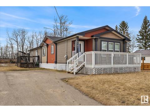 5407 45 St, House other with 3 bedrooms, 2 bathrooms and null parking in Redwater AB | Card Image