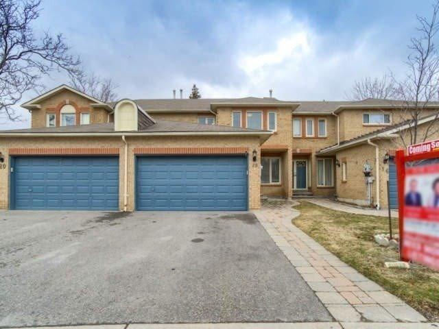 18 Wayne Nicol Dr, Townhouse with 3 bedrooms, 4 bathrooms and 3 parking in Brampton ON | Image 1