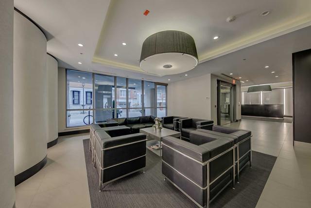 417 - 377 Madison Ave, Condo with 2 bedrooms, 2 bathrooms and 1 parking in Toronto ON | Image 15