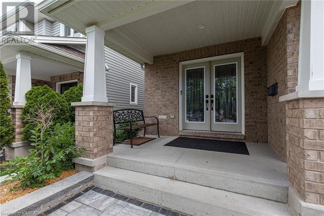 1228 Iris Drive, House detached with 4 bedrooms, 3 bathrooms and 4 parking in Kingston ON | Image 3