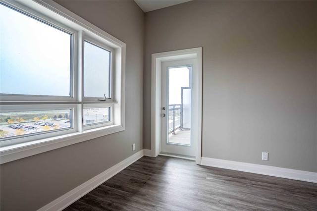 616 - 102 Grovewood Common Cres, Condo with 1 bedrooms, 1 bathrooms and 1 parking in Oakville ON | Image 2