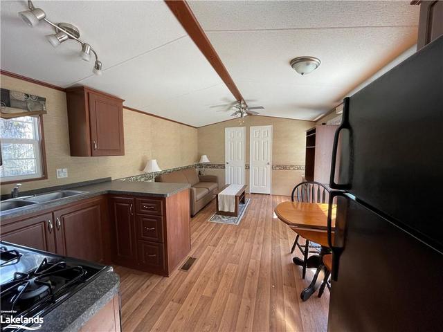 Looking to the Other 2 Bedrooms | Image 5