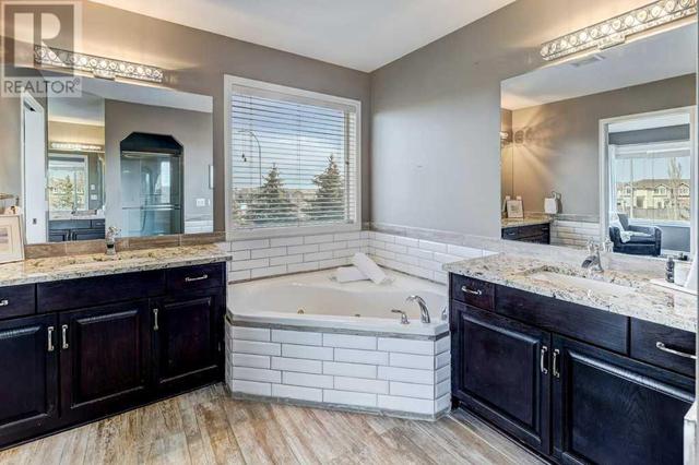 2556 Coopers Circle Sw, House detached with 4 bedrooms, 3 bathrooms and 4 parking in Airdrie AB | Image 21