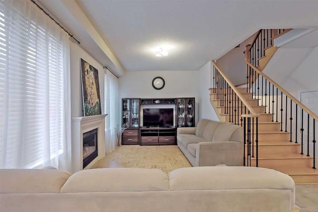 5 Angelico Ave, House detached with 3 bedrooms, 3 bathrooms and 3 parking in Vaughan ON | Image 31