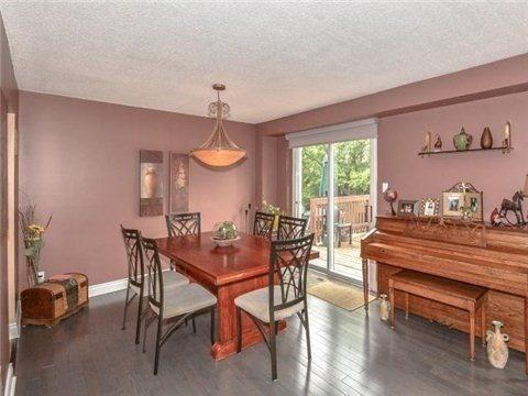 479 Aberfoyle Crt, House detached with 3 bedrooms, 2 bathrooms and 2 parking in Mississauga ON | Image 9
