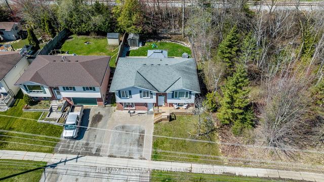 212 Huronia Rd, House detached with 3 bedrooms, 2 bathrooms and 4 parking in Barrie ON | Image 18