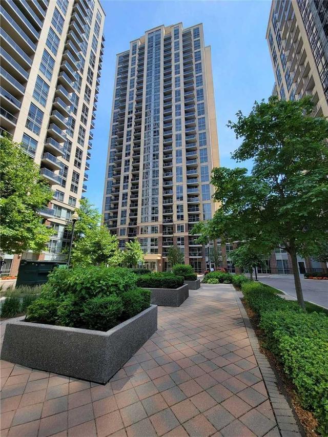 704 - 3 Michael Power Pl, Condo with 1 bedrooms, 1 bathrooms and 1 parking in Toronto ON | Card Image