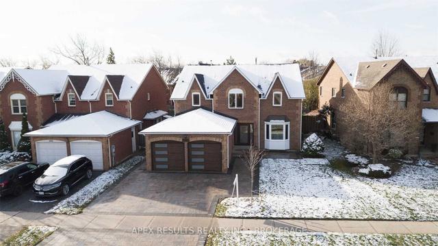 2036 Grosvenor St, House detached with 4 bedrooms, 6 bathrooms and 4 parking in Oakville ON | Image 12