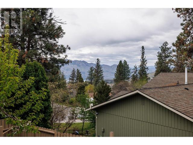 2178 Shannon Way, House detached with 3 bedrooms, 2 bathrooms and 4 parking in West Kelowna BC | Image 27