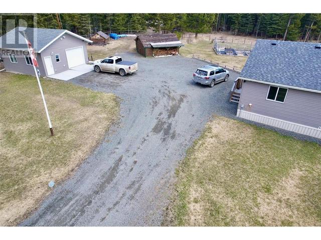 6823 Fricke Road, House detached with 2 bedrooms, 2 bathrooms and null parking in Cariboo L BC | Image 25