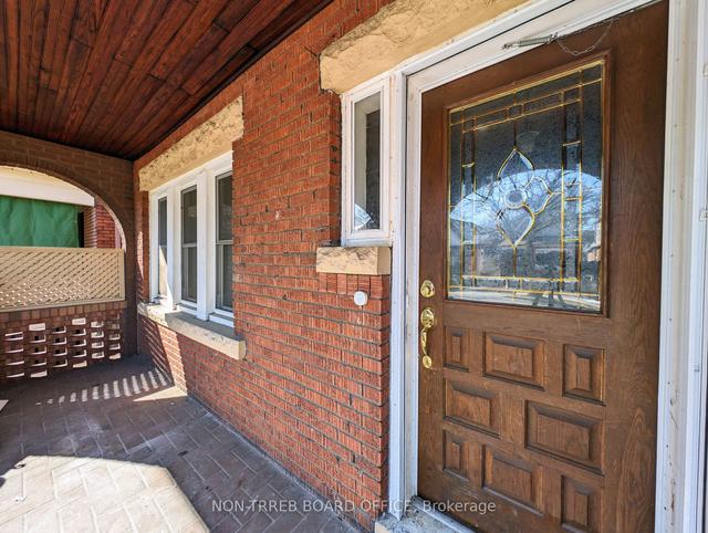 222 Province St S, House detached with 5 bedrooms, 2 bathrooms and 4 parking in Hamilton ON | Image 37