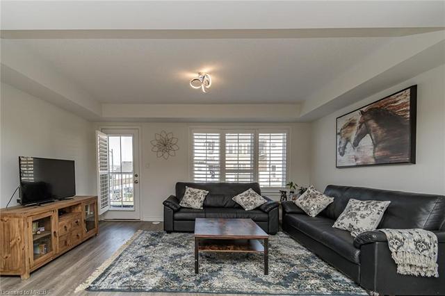 113 Lemieux Court, House attached with 3 bedrooms, 2 bathrooms and 3 parking in Milton ON | Image 15