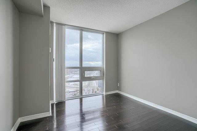 Lph 7 - 3 Michael Power Pl, Condo with 2 bedrooms, 2 bathrooms and 1 parking in Toronto ON | Image 13