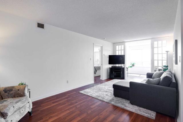 906 - 850 Steeles Ave W, Condo with 2 bedrooms, 2 bathrooms and 1 parking in Vaughan ON | Image 4