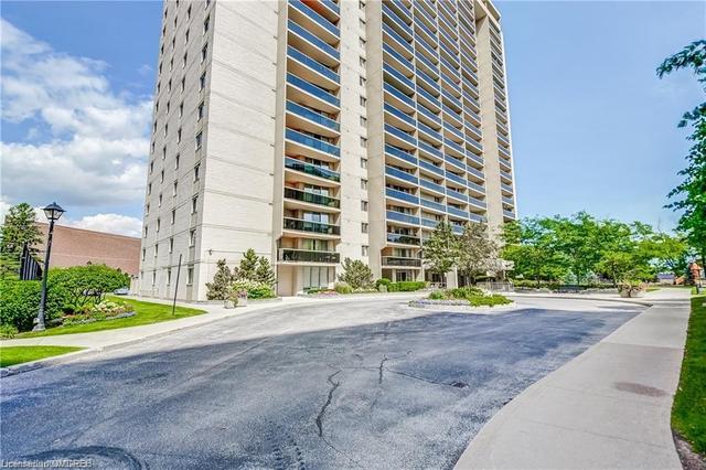 ph2 - 812 Burnhamthorpe Road, House attached with 3 bedrooms, 2 bathrooms and 1 parking in Toronto ON | Image 12