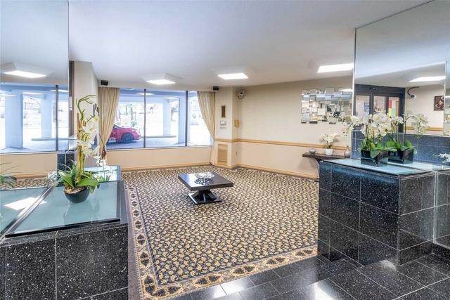 416 - 10 Edgecliff Gfwy, Condo with 3 bedrooms, 2 bathrooms and 1 parking in Toronto ON | Image 30