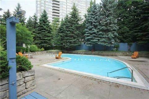 509 - 26 Hanover Rd, Condo with 2 bedrooms, 2 bathrooms and 2 parking in Brampton ON | Image 15
