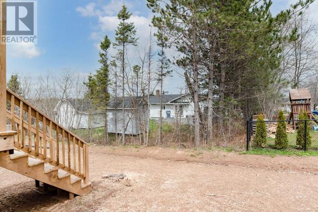 6 Colline Crt, House attached with 3 bedrooms, 1 bathrooms and null parking in Dieppe NB | Image 34
