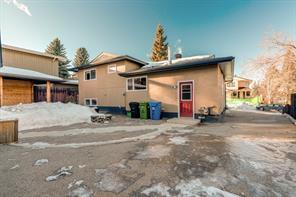 422 Oakhill Place Sw, House detached with 4 bedrooms, 2 bathrooms and 4 parking in Calgary AB | Image 34
