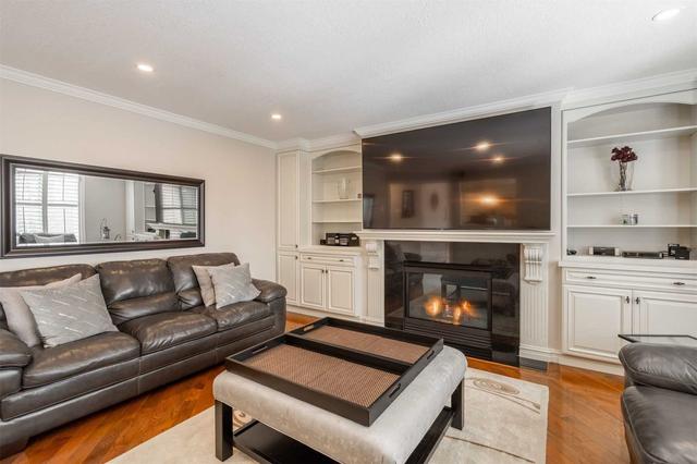 1088 Sturbridge Dr, House detached with 4 bedrooms, 4 bathrooms and 6 parking in Burlington ON | Image 22