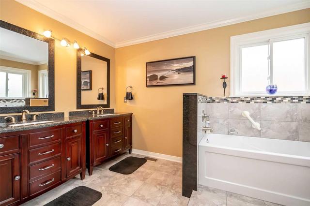 80 Cityview Circ, House detached with 4 bedrooms, 4 bathrooms and 2 parking in Barrie ON | Image 13